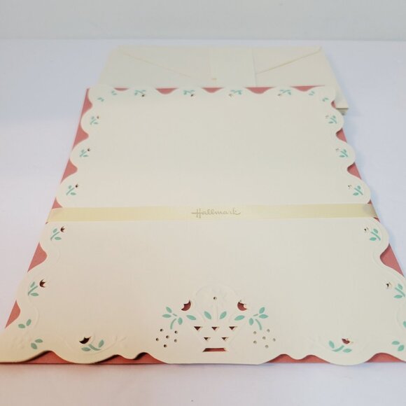 Vtg Mix Hallmark Scalloped Floral Pink Rose Stationary Paper CLEAN w/Envelopes - Picture 3 of 4